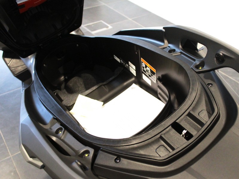  Honda ADV350 4761077