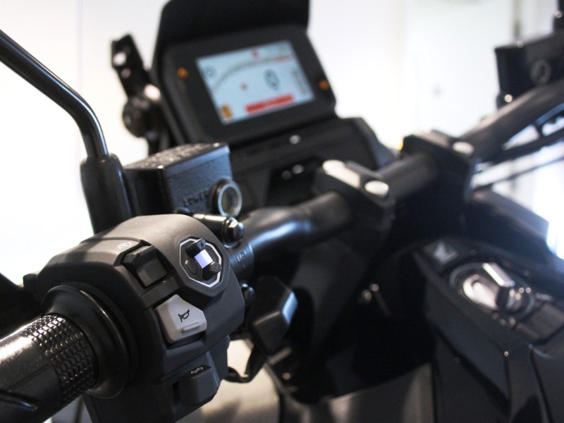  Honda ADV350 4761062