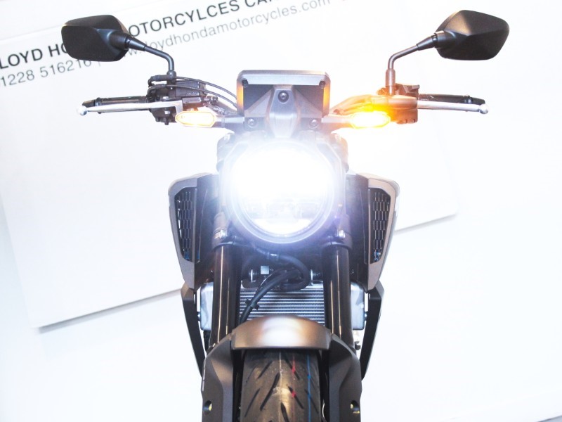  Honda CB125R 4931119