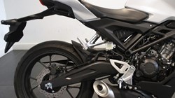 Honda CB125R 4931139