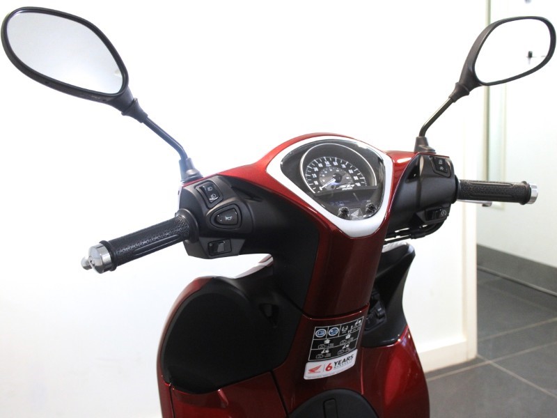  Honda SH Mode 5032368