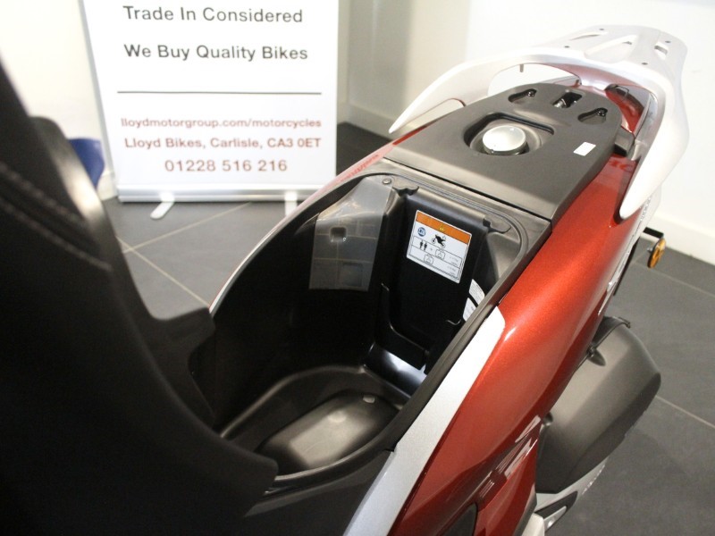  Honda SH Mode 5032381