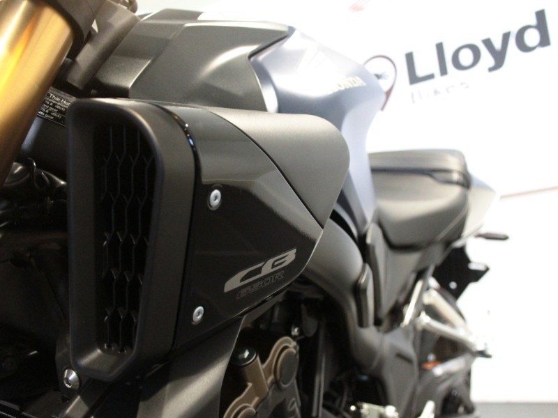  Honda CB650R E-Clutch 5065937