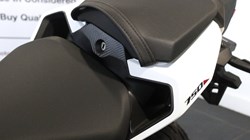 Honda CB750 Hornet 5068550