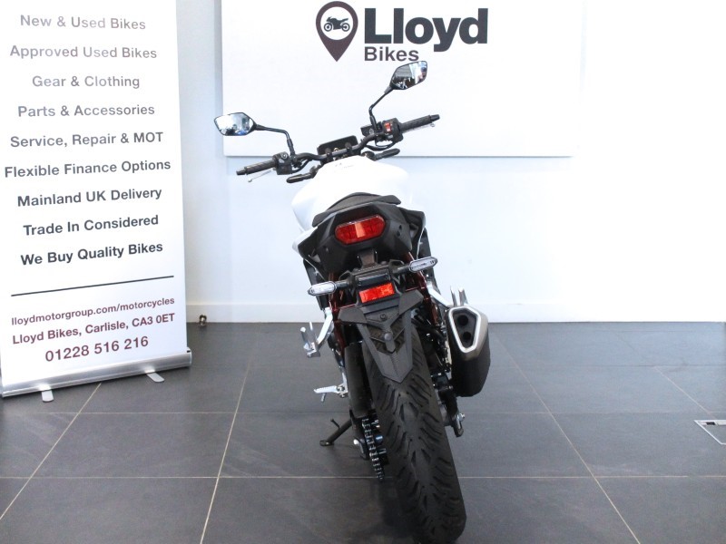  Honda CB750 Hornet 5068533