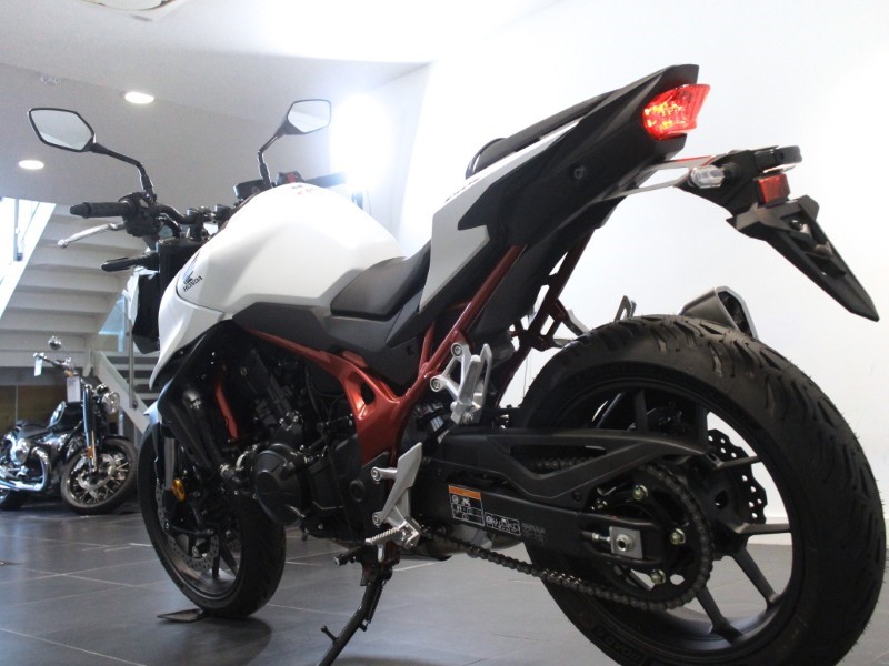  Honda CB750 Hornet 5068543