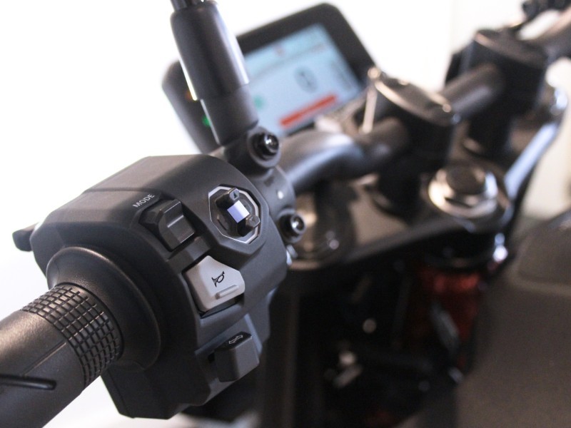  Honda CB750 Hornet 5068537