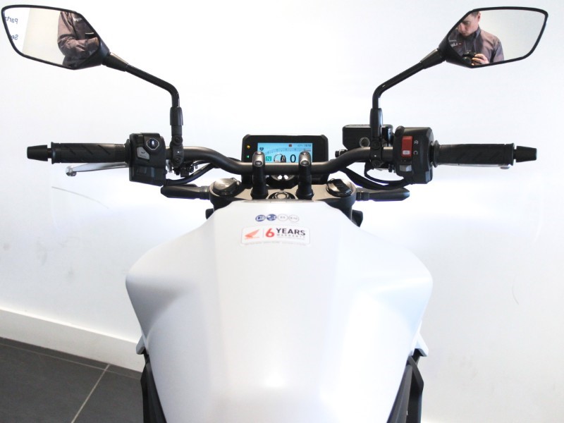  Honda CB750 Hornet 5068539