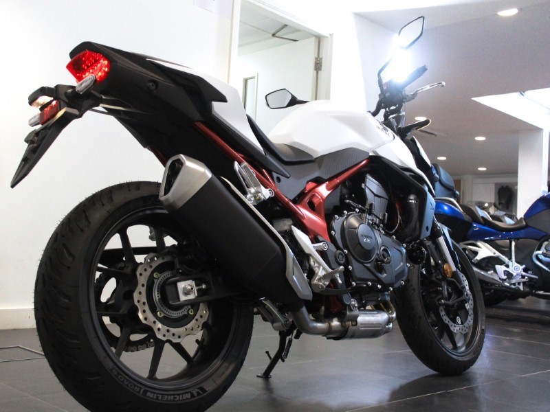  Honda CB750 Hornet 5068542