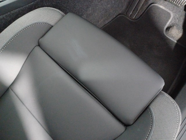 2022 (72) VOLVO XC40 170kW Recharge Plus 69kWh 5dr Auto 2950641