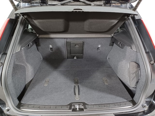 2022 (72) VOLVO XC40 170kW Recharge Plus 69kWh 5dr Auto 2950649