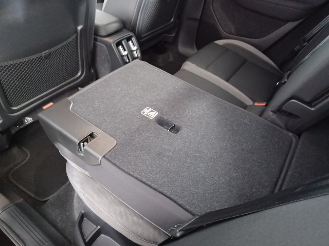 2022 (72) VOLVO XC40 170kW Recharge Plus 69kWh 5dr Auto 2950659