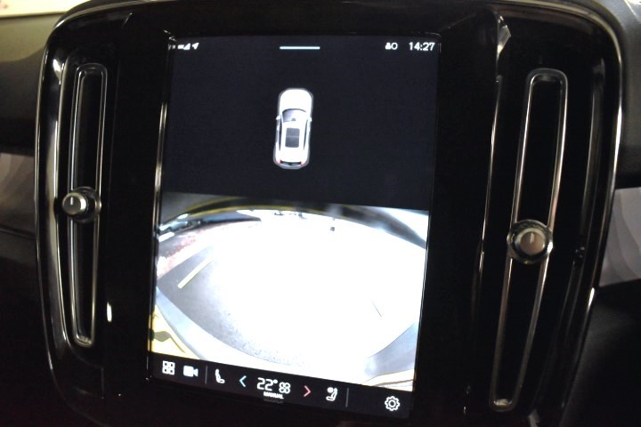 2022 (72) VOLVO XC40 170kW Recharge Plus 69kWh 5dr Auto 2950661