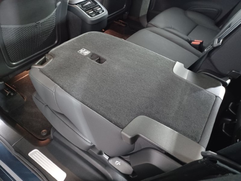 2024 (24) VOLVO XC90 2.0 B5P [250] Plus Dark 5dr AWD Geartronic 3356728