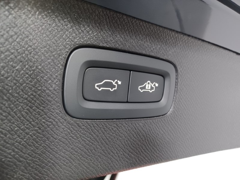 2024 (24) VOLVO XC90 2.0 B5P [250] Plus Dark 5dr AWD Geartronic 3356720