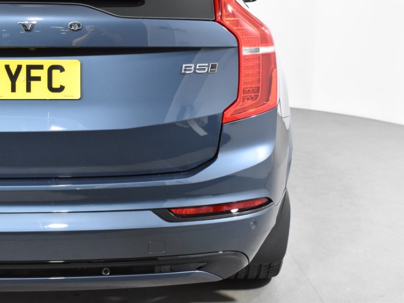 2024 (24) VOLVO XC90 2.0 B5P [250] Plus Dark 5dr AWD Geartronic 3356748