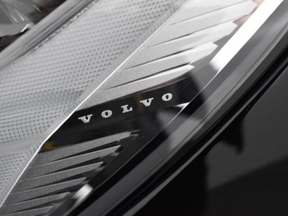 2023 (72) VOLVO XC60 2.0 B4D Plus Dark 5dr AWD Geartronic