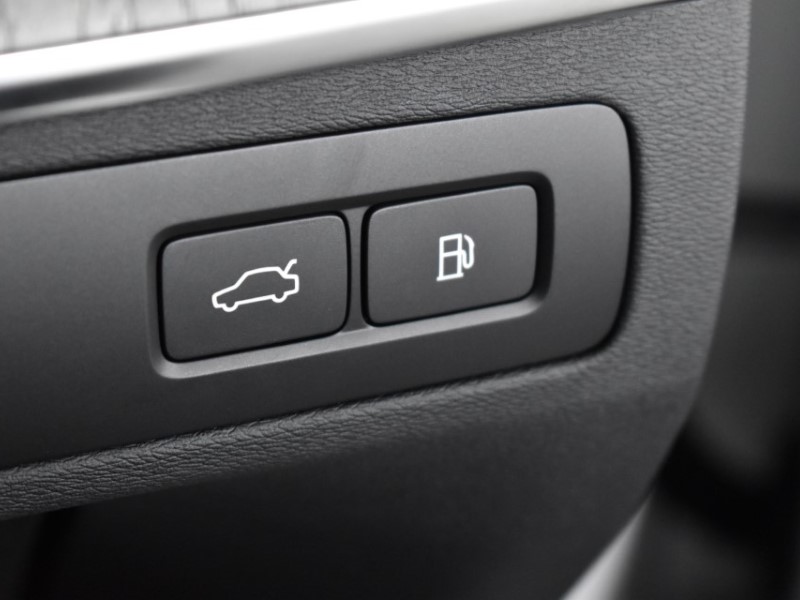 2024 (24) VOLVO XC90 2.0 T8 [455] RC PHEV Ultimate Dark 5dr AWD Gtron 3497146