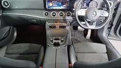 2018 (68) MERCEDES-BENZ E CLASS E220d 4Matic AMG Line Premium 2dr 9G-Tronic 3063579