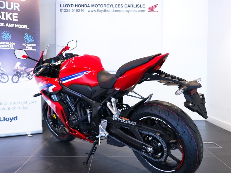  Honda CBR650R E-Clutch 5243733