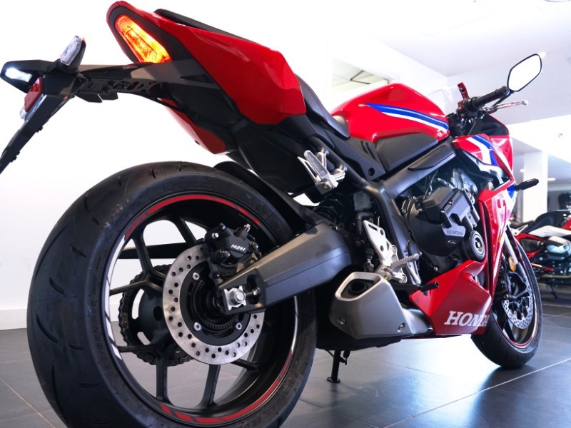  Honda CBR650R E-Clutch 5243744