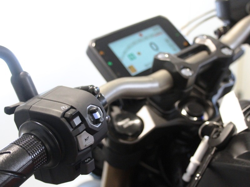  Honda CB650R E-Clutch 5248304