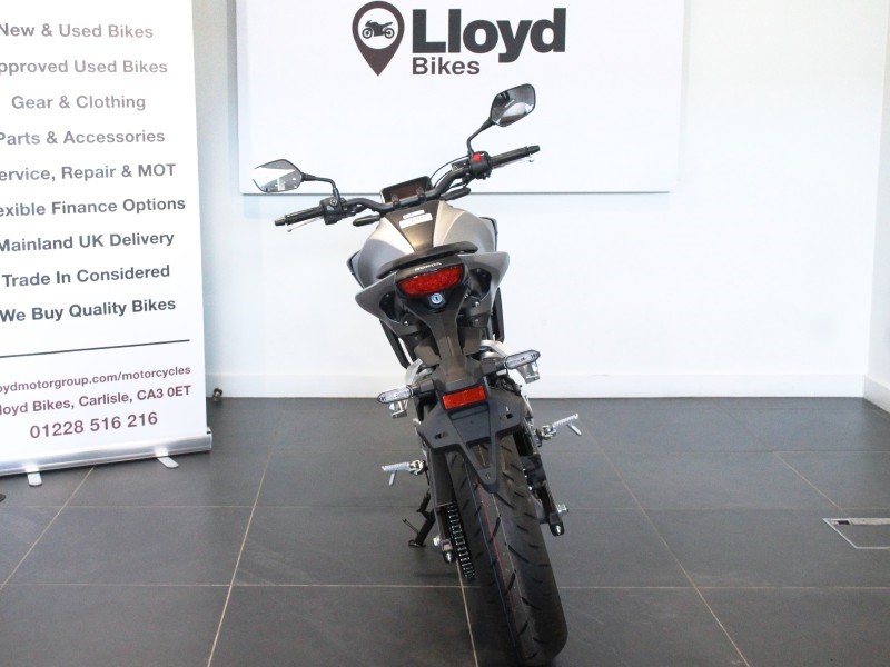  Honda CB125R 5317944