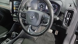 2018 (68) VOLVO XC40 2.0 T4 R DESIGN 5dr AWD Geartronic 3378605