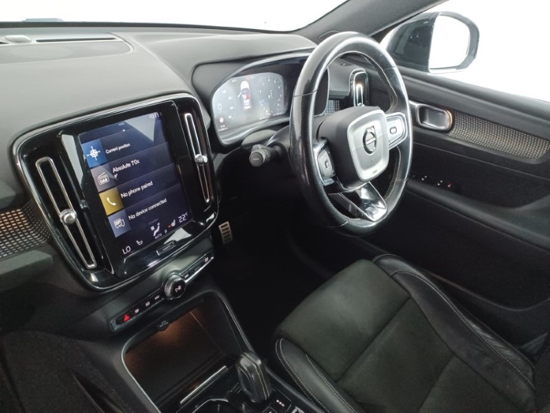 2018 (68) VOLVO XC40 2.0 T4 R DESIGN 5dr AWD Geartronic 3378616