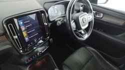 2018 (68) VOLVO XC40 2.0 T4 R DESIGN 5dr AWD Geartronic 3378616