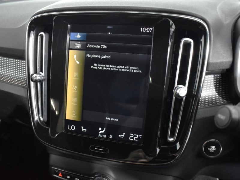 2018 (68) VOLVO XC40 2.0 T4 R DESIGN 5dr AWD Geartronic 3378624