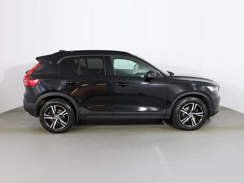 2018 (68) VOLVO XC40 2.0 T4 R DESIGN 5dr AWD Geartronic 3378600
