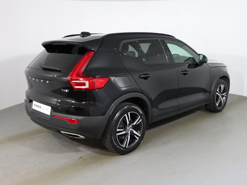 2018 (68) VOLVO XC40 2.0 T4 R DESIGN 5dr AWD Geartronic 3378602