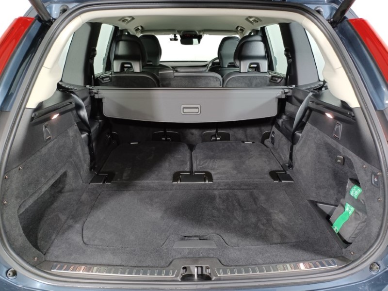 2022 (22) VOLVO XC90 2.0 B5P [250] Momentum 5dr AWD Gtron 3365581