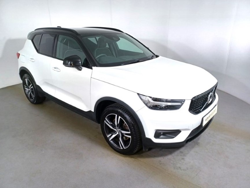 2021 (21) VOLVO XC40 2.0 B4P R DESIGN 5dr Auto