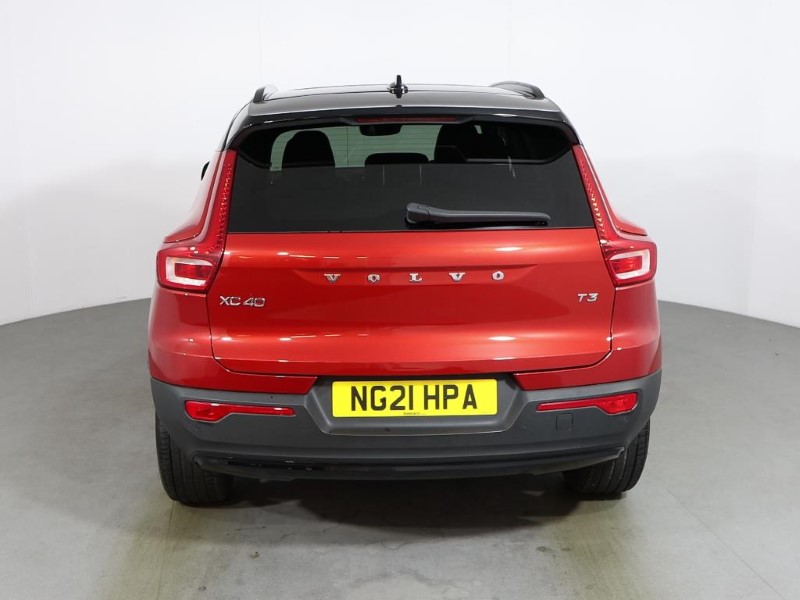 2021 (21) VOLVO XC40 1.5 T3 [163] R DESIGN 5dr 3429542