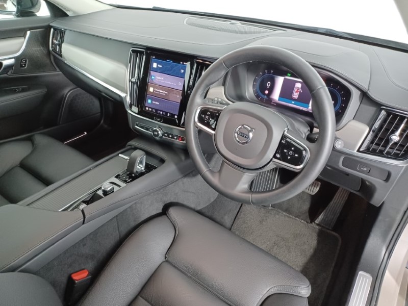 2023 (23) VOLVO V90 2.0 B4P Plus Dark 5dr Auto 3473136