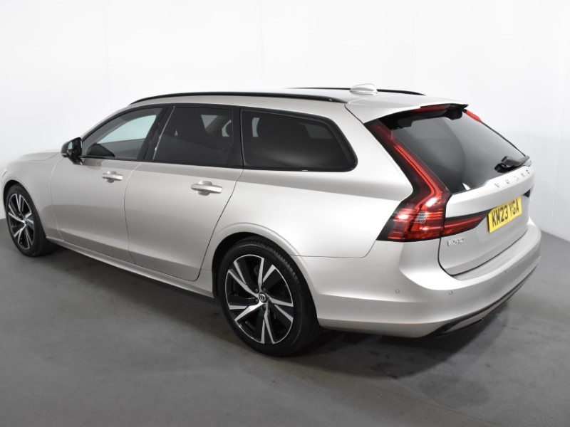 2023 (23) VOLVO V90 2.0 B4P Plus Dark 5dr Auto 3473133