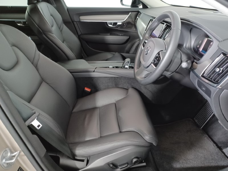 2023 (23) VOLVO V90 2.0 B4P Plus Dark 5dr Auto 3473137