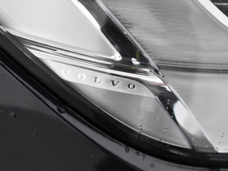 2017 (17) VOLVO S90 2.0 D4 Inscription 4dr Geartronic 3476812