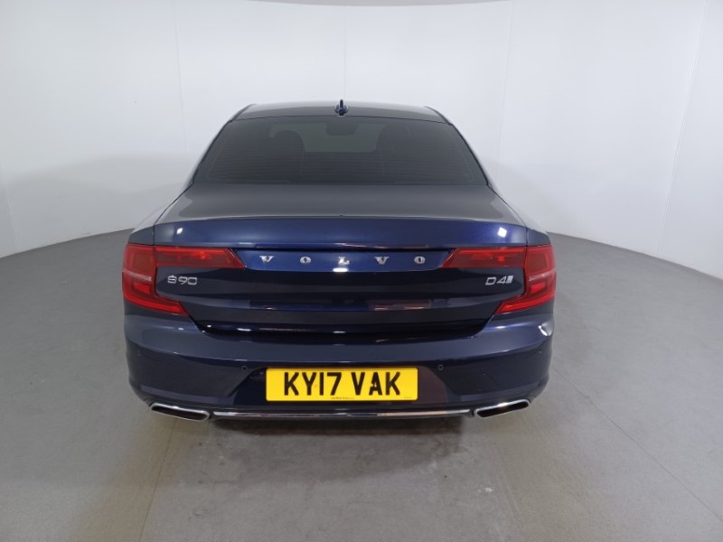 2017 (17) VOLVO S90 2.0 D4 Inscription 4dr Geartronic 3557351
