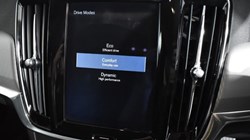 2017 (17) VOLVO S90 2.0 D4 Inscription 4dr Geartronic 3476799