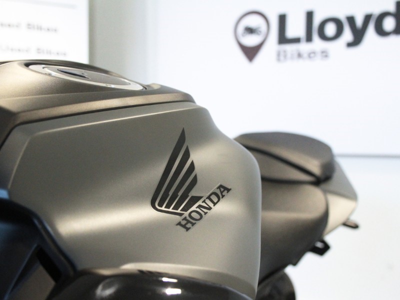  Honda CB125R 5318196