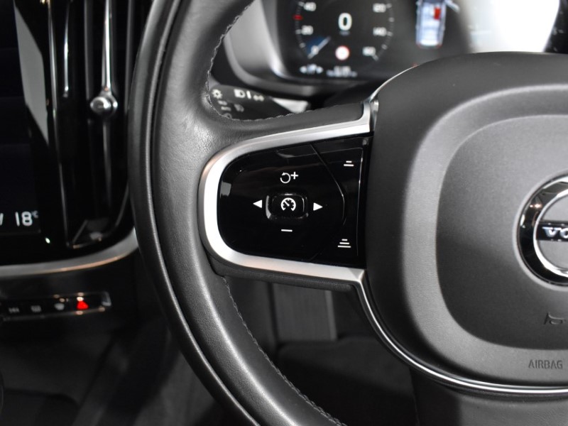 2019 (68) VOLVO V60 2.0 D4 [190] Momentum Pro 5dr Auto 3492951
