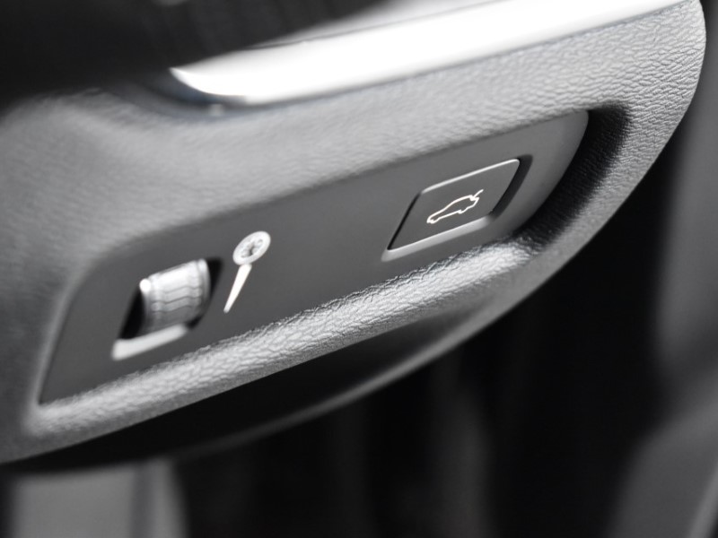 2019 (68) VOLVO V60 2.0 D4 [190] Momentum Pro 5dr Auto 3492949