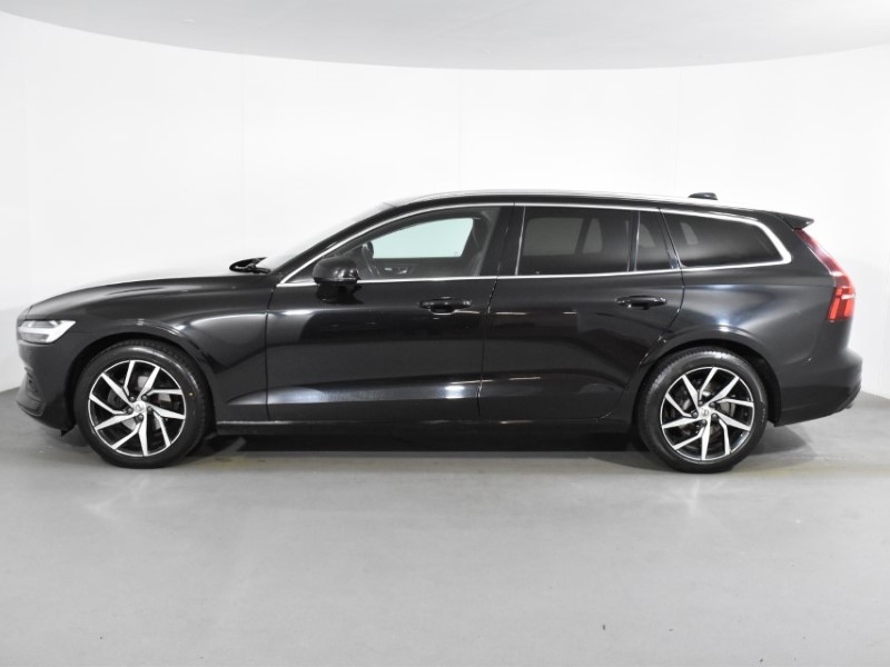 2019 (68) VOLVO V60 2.0 D4 [190] Momentum Pro 5dr Auto 3492916