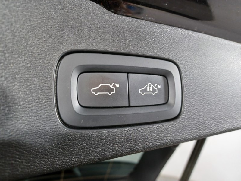 2019 (68) VOLVO V60 2.0 D4 [190] Momentum Pro 5dr Auto 3492928