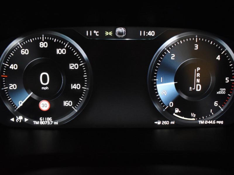 2019 (68) VOLVO V60 2.0 D4 [190] Momentum Pro 5dr Auto 3492939