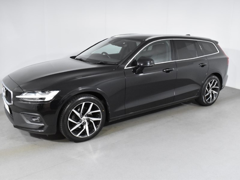 2019 (68) VOLVO V60 2.0 D4 [190] Momentum Pro 5dr Auto 3492915