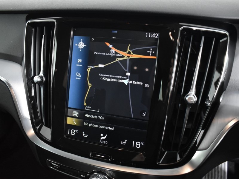 2019 (68) VOLVO V60 2.0 D4 [190] Momentum Pro 5dr Auto 3492941